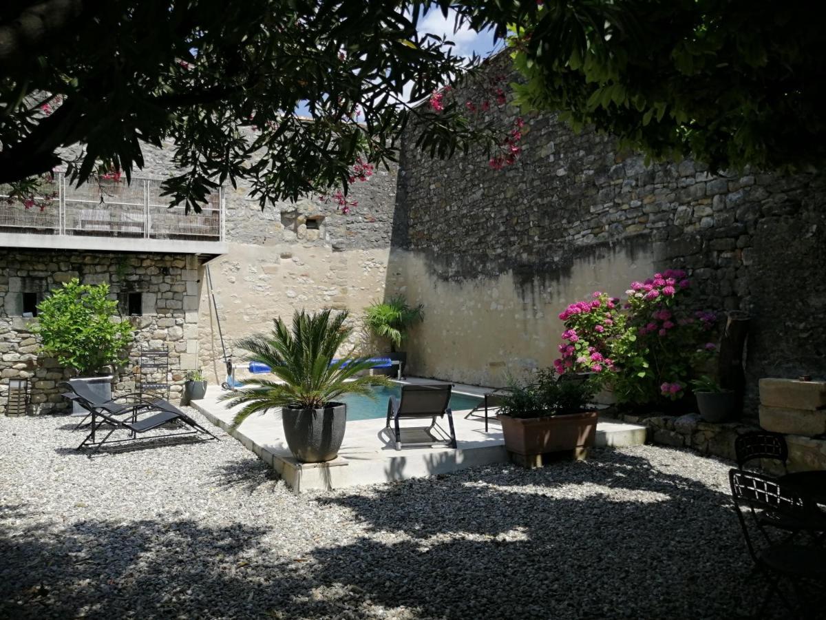 Gite D'Emeline Bourdic Exterior photo