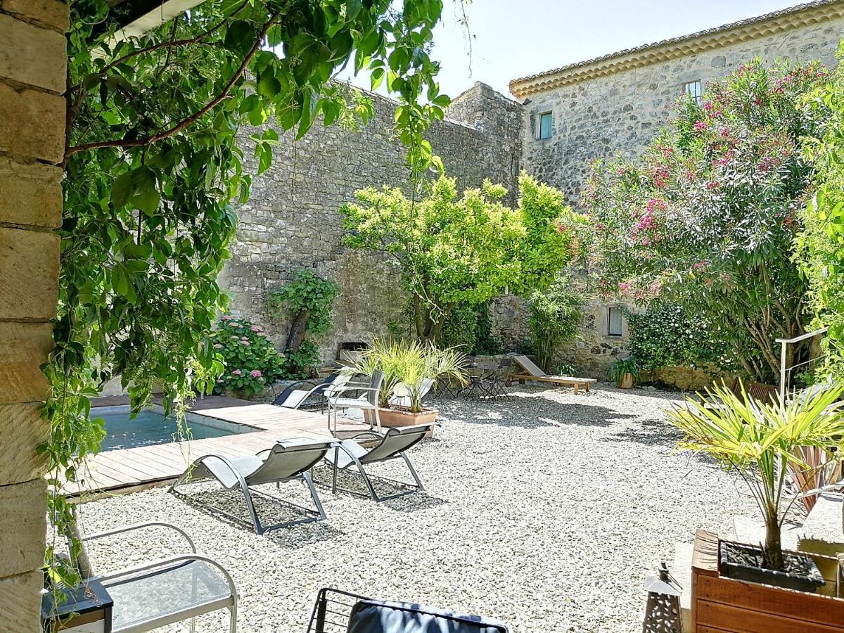 Gite D'Emeline Bourdic Exterior photo